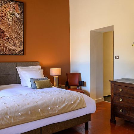 איל-סור-לה-סורג Palais Aoma, Hotel Particulier De Luxe En Provence מראה חיצוני תמונה