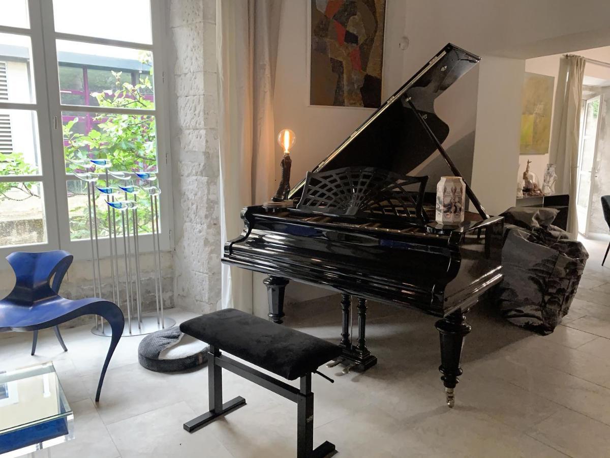 איל-סור-לה-סורג Palais Aoma, Hotel Particulier De Luxe En Provence מראה חיצוני תמונה