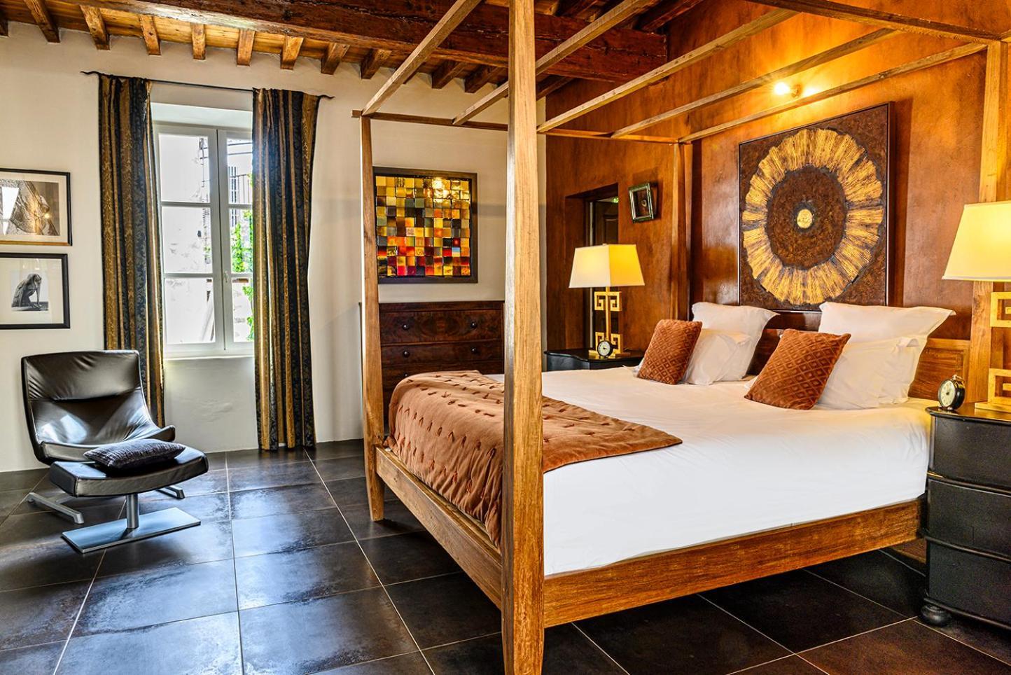 איל-סור-לה-סורג Palais Aoma, Hotel Particulier De Luxe En Provence מראה חיצוני תמונה
